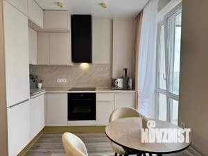 Студия квартира, посуточно, 40м2, 24/25 этаж