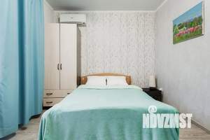 Студия квартира, посуточно, 27м2, 10/18 этаж