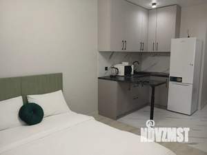 Студия квартира, посуточно, 28м2, 17/20 этаж