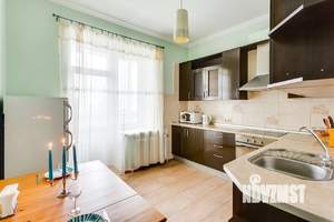 1-к квартира, посуточно, 42м2, 4/10 этаж