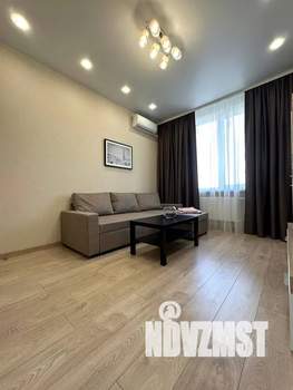 1-к квартира, посуточно, 34м2, 15/19 этаж