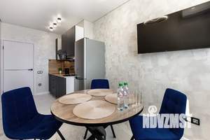 1-к квартира, посуточно, 40м2, 18/25 этаж