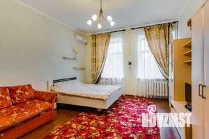 1-к квартира, посуточно, 38м2, 4/4 этаж