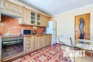 1-к квартира, посуточно, 46м2, 1/1 этаж