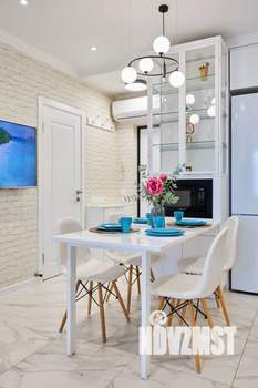 2-к квартира, посуточно, 49м2, 18/33 этаж