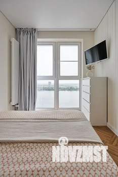 2-к квартира, посуточно, 59м2, 20/24 этаж