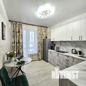 1-к квартира, посуточно, 42м2, 16/20 этаж