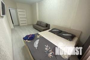 1-к квартира, посуточно, 40м2, 4/25 этаж