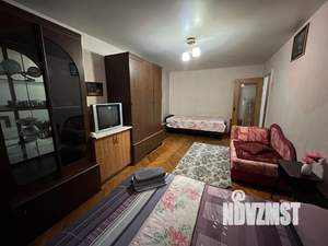 1-к квартира, посуточно, 40м2, 2/9 этаж