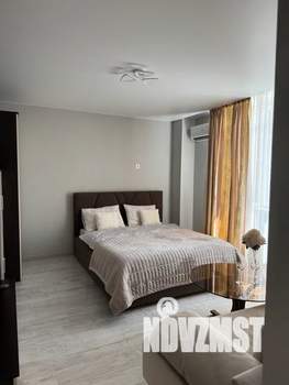 1-к квартира, посуточно, 40м2, 8/19 этаж