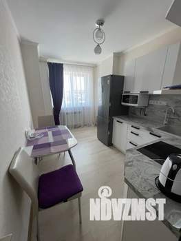 1-к квартира, посуточно, 40м2, 6/20 этаж