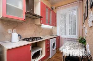 2-к квартира, посуточно, 45м2, 1/1 этаж