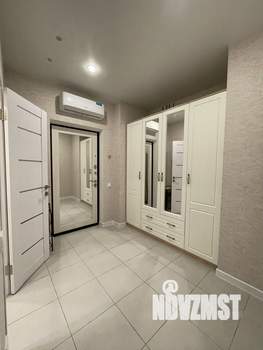 1-к квартира, посуточно, 40м2, 7/25 этаж