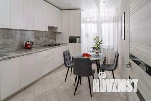 1-к квартира, посуточно, 40м2, 11/24 этаж