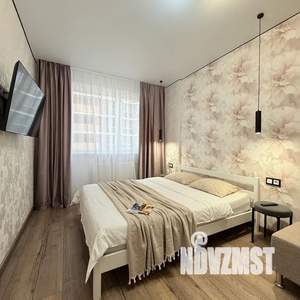 1-к квартира, посуточно, 40м2, 12/20 этаж