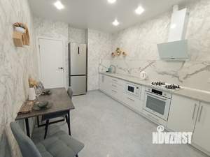 Студия квартира, посуточно, 40м2, 3/24 этаж