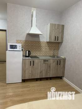 Студия квартира, посуточно, 30м2, 4/17 этаж