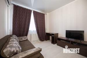 1-к квартира, посуточно, 37м2, 1/1 этаж