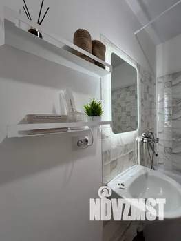 Студия квартира, посуточно, 28м2, 3/18 этаж