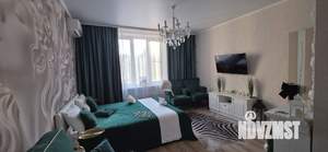 1-к квартира, посуточно, 40м2, 10/18 этаж