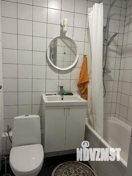 Студия квартира, посуточно, 35м2, 7/25 этаж