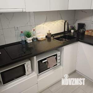 1-к квартира, посуточно, 36м2, 1/1 этаж