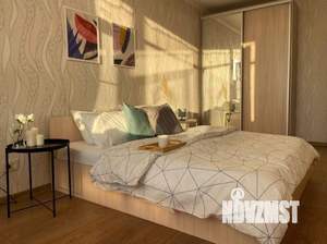 1-к квартира, посуточно, 54м2, 1/1 этаж