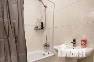 1-к квартира, посуточно, 43м2, 14/19 этаж