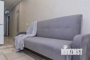 Студия квартира, посуточно, 33м2, 4/32 этаж