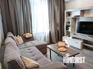 1-к квартира, посуточно, 38м2, 8/12 этаж