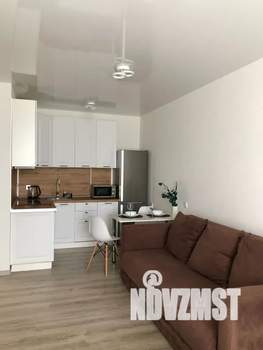 Студия квартира, посуточно, 33м2, 18/25 этаж