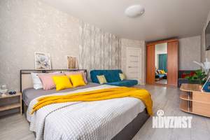 1-к квартира, посуточно, 35м2, 1/1 этаж