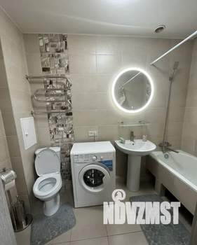 1-к квартира, посуточно, 40м2, 1/10 этаж