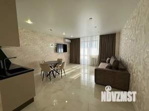 Студия квартира, посуточно, 35м2, 18/18 этаж