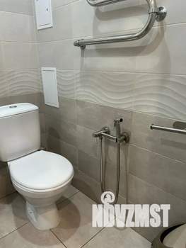 1-к квартира, посуточно, 40м2, 9/25 этаж