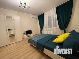 1-к квартира, посуточно, 40м2, 5/20 этаж