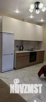 Студия квартира, посуточно, 35м2, 15/24 этаж