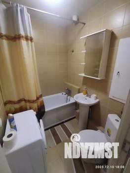 Студия квартира, посуточно, 28м2, 11/19 этаж
