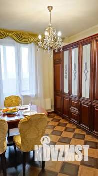 2-к квартира, посуточно, 55м2, 4/18 этаж