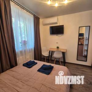 Студия квартира, посуточно, 20м2, 1/5 этаж