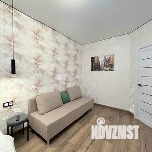 1-к квартира, посуточно, 40м2, 12/20 этаж