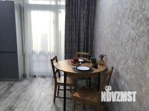 1-к квартира, посуточно, 36м2, 13/18 этаж