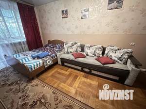 1-к квартира, посуточно, 41м2, 1/9 этаж