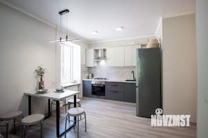 1-к квартира, посуточно, 52м2, 1/1 этаж