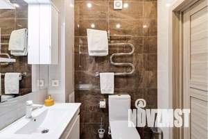 1-к квартира, посуточно, 40м2, 23/25 этаж