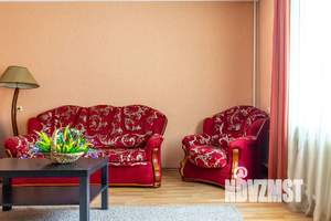 2-к квартира, посуточно, 73м2, 3/10 этаж