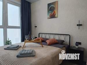 2-к квартира, посуточно, 37м2, 22/25 этаж