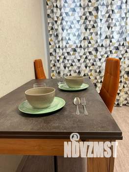 1-к квартира, посуточно, 40м2, 9/18 этаж