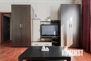 1-к квартира, посуточно, 40м2, 8/17 этаж