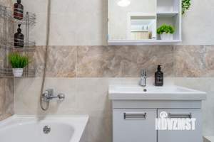 1-к квартира, посуточно, 40м2, 19/24 этаж